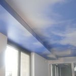 Сатиновый потолок с облаками